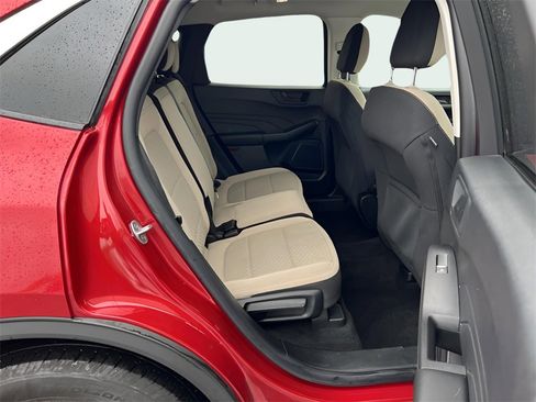 Used 2022 Ford Escape SE w/ Cold Weather Package image 11