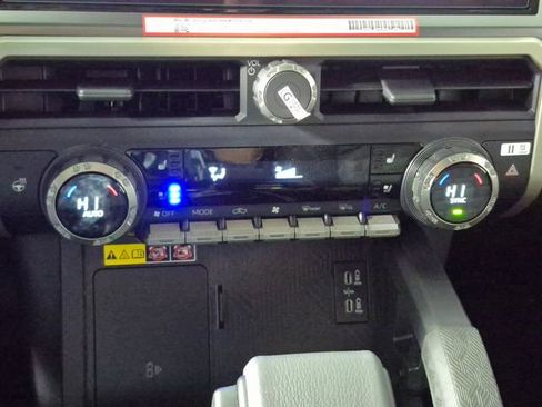 New 2026 Toyota Tacoma TRD Off-Road AWD/4WD image 19