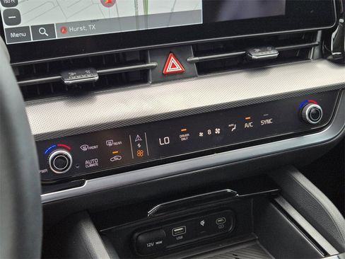 New 2025 Kia Sportage SX Prestige image 14