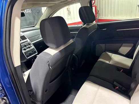 Used 2009 Dodge Journey SXT w/ Chrome Appearance Group image 5