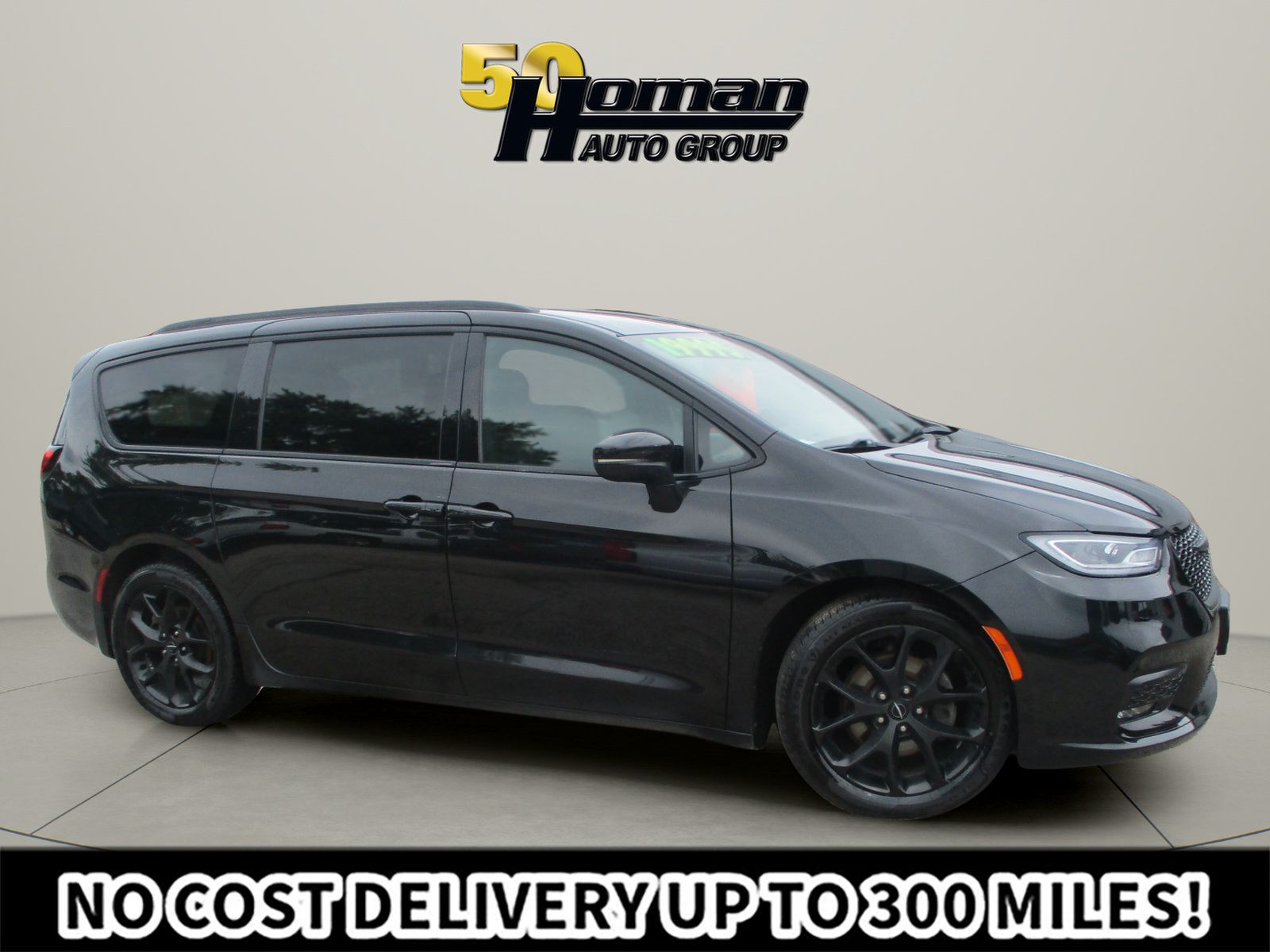 Used 2023 Chrysler Pacifica Touring-L w/ S Appearance Package FWD image 6