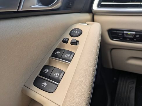Used 2022 BMW X5 sDrive40i w/ Premium Package RWD image 29