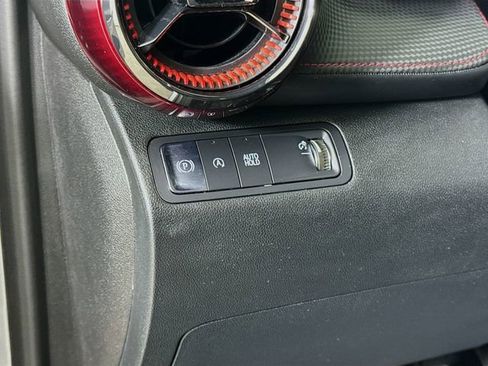 Used 2025 Chevrolet Equinox RS FWD image 13