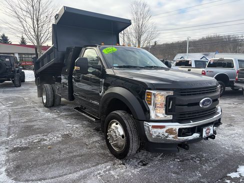 Used 2018 Ford F550 4x4 Regular Cab Super Duty image 4