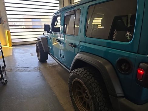 Used 2020 Jeep Wrangler Unlimited Sport S w/ Sun And Sound Package AWD/4WD image 5