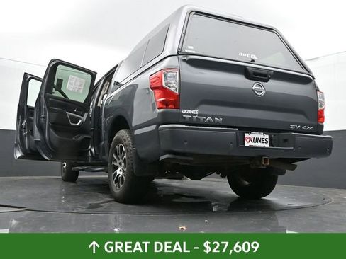Used 2021 Nissan Titan SV w/ SV Convenience Package image 77