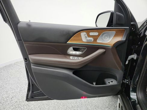 Used 2022 Mercedes-Benz GLS 450 4MATIC image 14