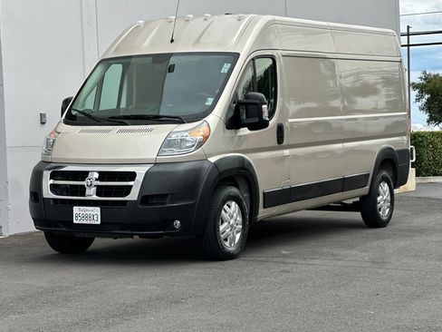 Used 2017 RAM ProMaster 2500 w/ Mopar Trailer Tow Group FWD image 8