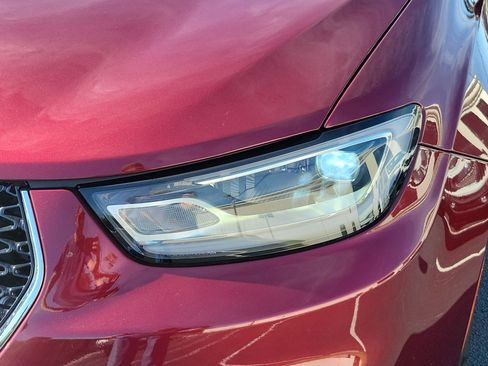 Used 2022 Chrysler Pacifica Touring-L image 9