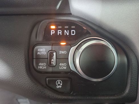 Used 2022 RAM 1500 Big Horn AWD/4WD image 7