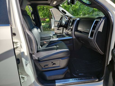 Used 2017 RAM 2500 Limited image 46