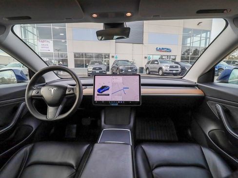 Used 2021 Tesla Model 3 Standard Range Plus image 59