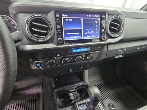 Used 2023 Toyota Tacoma TRD Off-Road AWD/4WD image 13