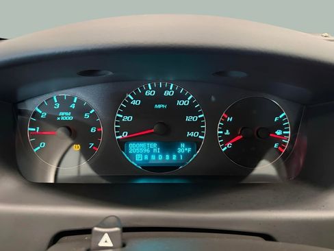 Used 2008 Chevrolet Impala LT w/ Luxury Edition Package image 22