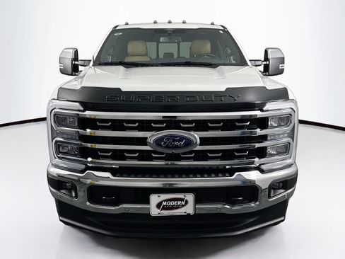 Used 2025 Ford F250 Lariat w/ Lariat Ultimate Package AWD/4WD image 4