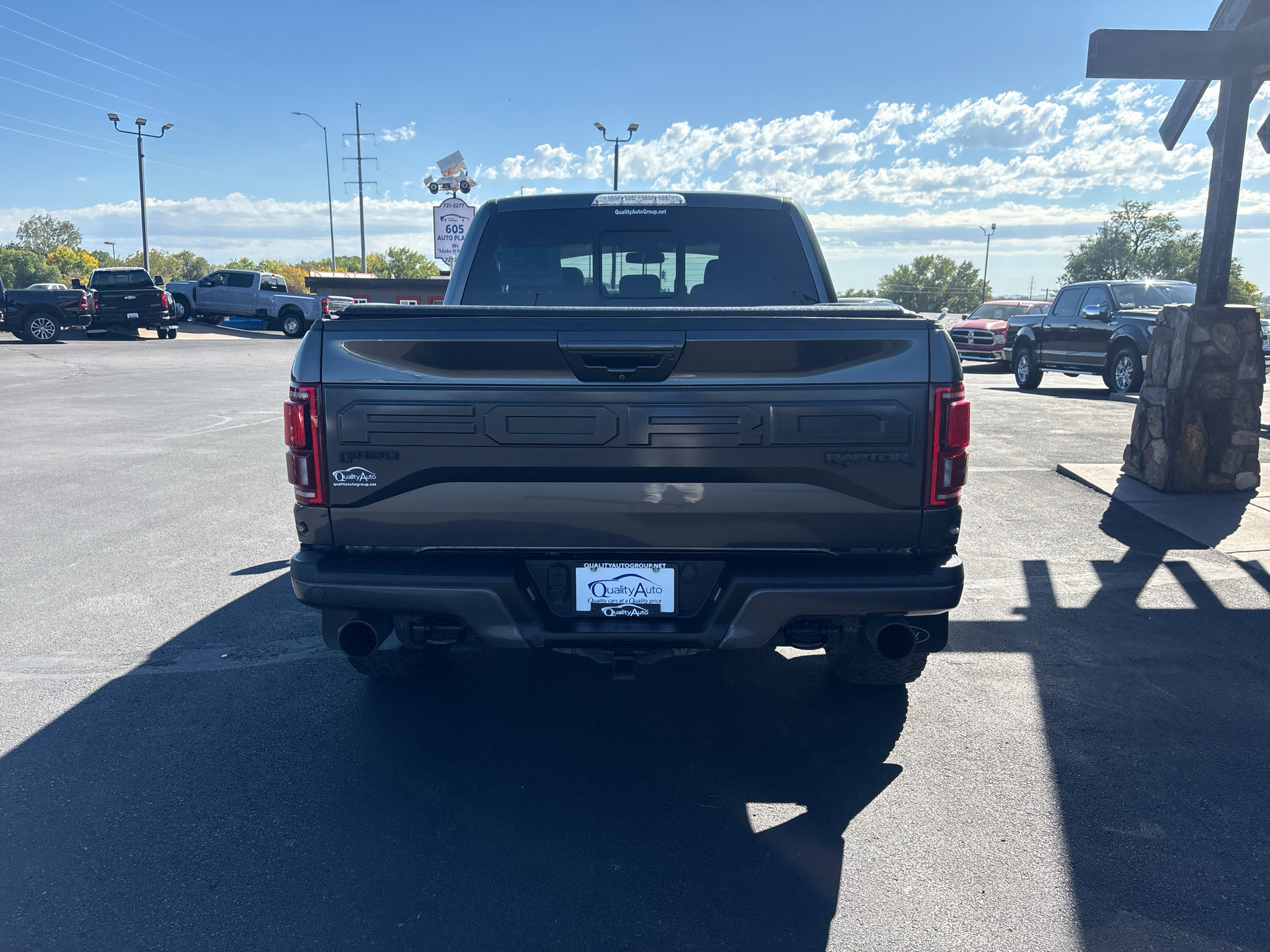 Used 2018 Ford F150 Raptor w/ Equipment Group 802A Luxury AWD/4WD image 7