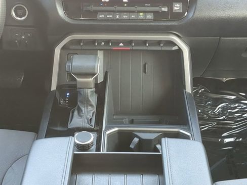 Used 2022 Toyota Tundra SR5 image 19