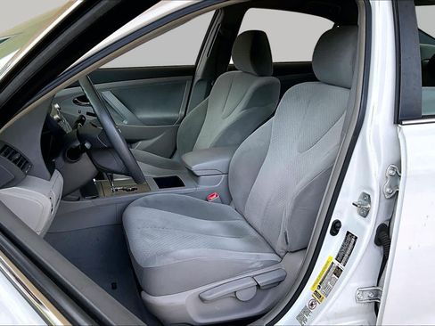 Used 2009 Toyota Camry FWD image 7