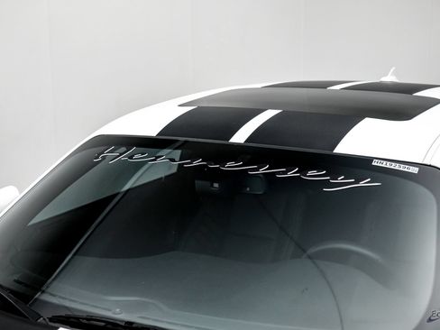 Used 2018 Dodge Challenger SRT Hellcat RWD image 42