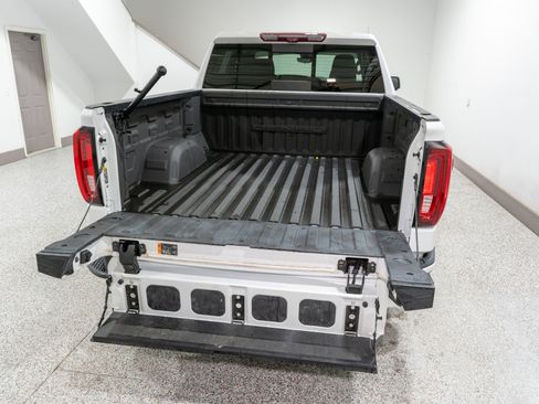 Used 2023 GMC Sierra 1500 Denali w/ Technology Package image 11