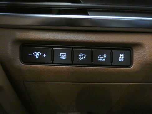 Used 2023 Kia Telluride AWD image 19
