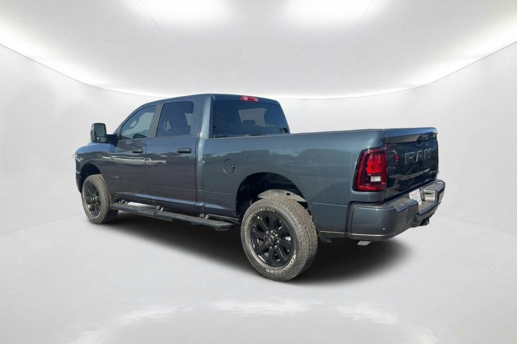 Used 2026 RAM 2500 Big Horn AWD/4WD image 8