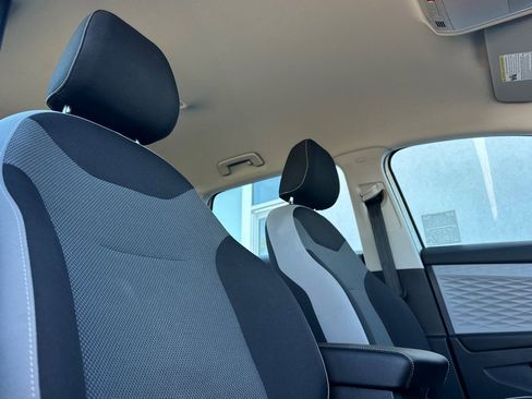 Used 2022 Volkswagen Taos S w/ IQ Drive S Package image 17