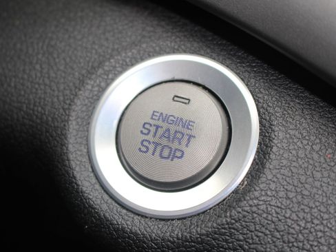 Used 2017 Hyundai Elantra Value Edition image 24