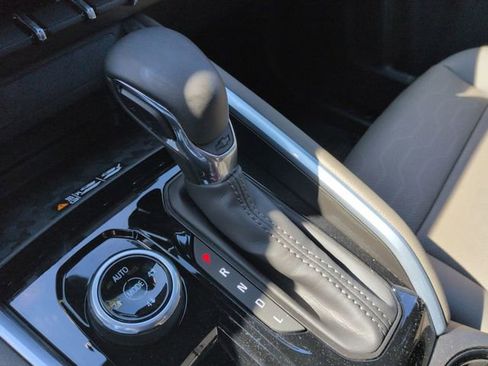 Certified 2025 Chevrolet Colorado ZR2 w/ Technology Package image 16