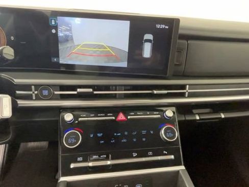 Used 2025 Hyundai Santa Fe SEL FWD image 32