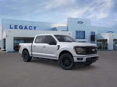 New 2025 Ford F150 XLT w/ Equipment Group 302A MID image 7