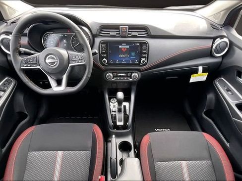 New 2025 Nissan Versa SR w/ Trunk Package image 5