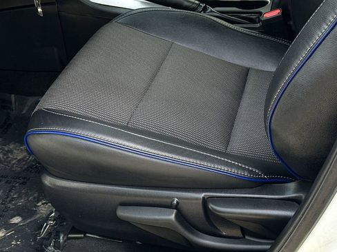 Used 2018 Toyota Corolla SE FWD image 17