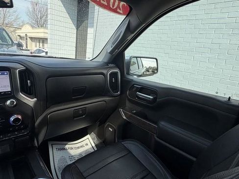 Used 2022 GMC Sierra 1500 Denali w/ Denali Premium Package image 30