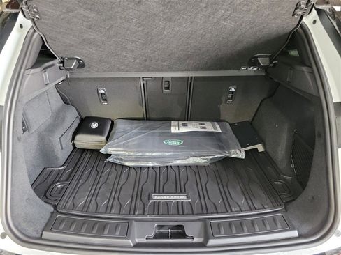 New 2025 Land Rover Range Rover Evoque S image 28