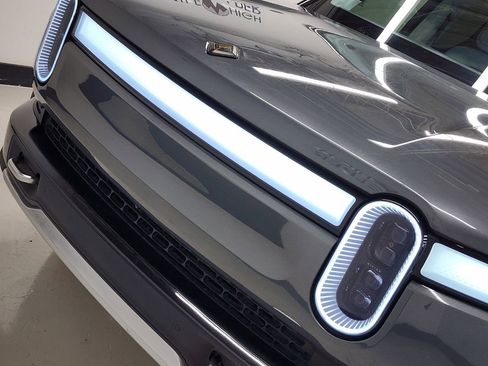 Used 2023 Rivian R1T Adventure image 51