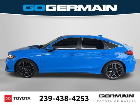Used 2022 Honda Civic Sport Touring image 2