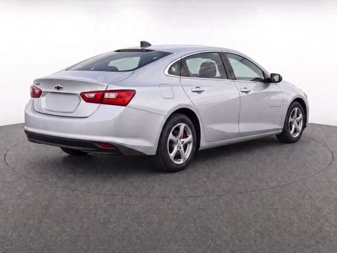 Used 2018 Chevrolet Malibu LS FWD image 7