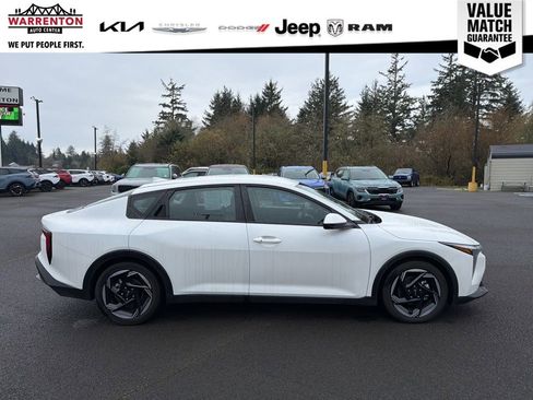 Used 2025 Kia K4 EX FWD image 5
