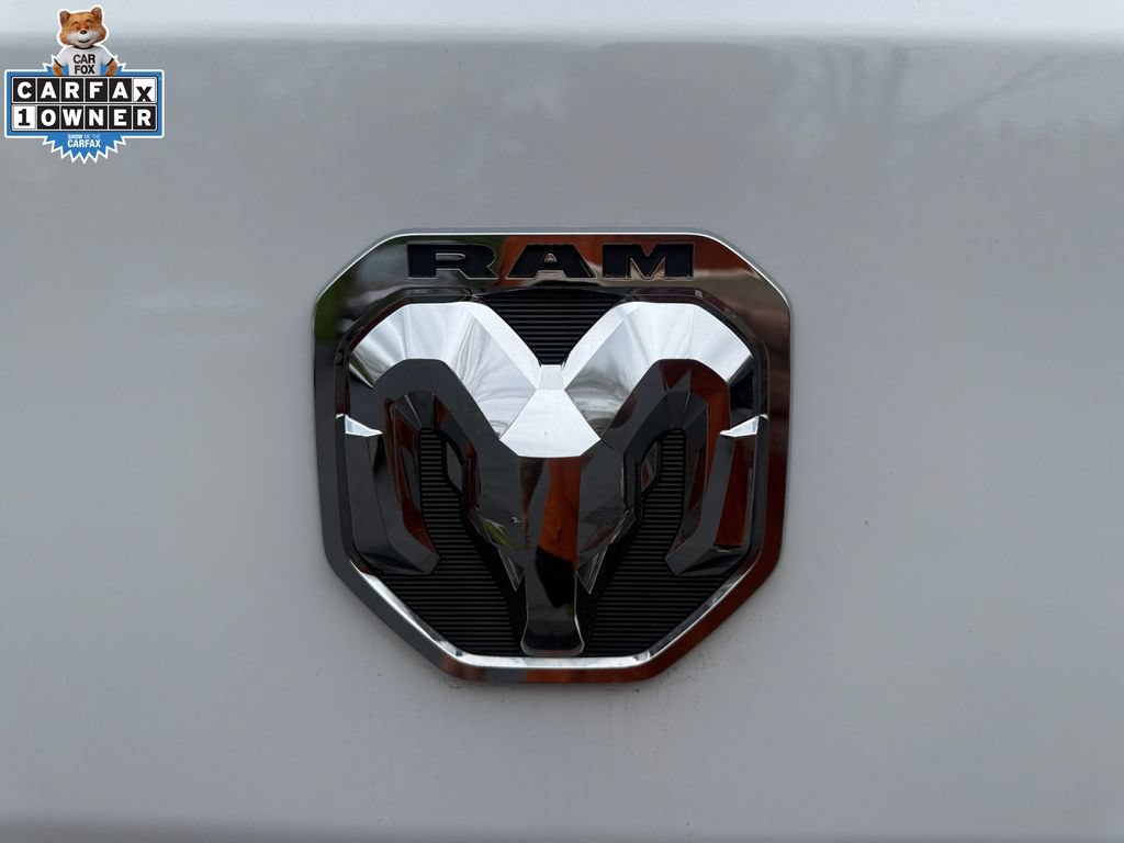 Used 2025 RAM ProMaster 2500 w/ Convenience Group FWD image 17