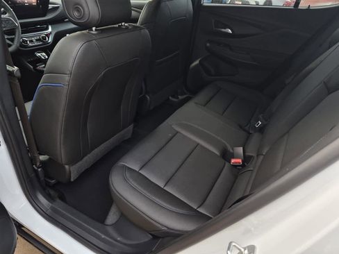 New 2026 Buick Envista Sport Touring image 9