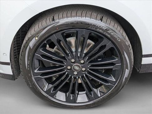 New 2026 Land Rover Range Rover Velar Dynamic SE image 9
