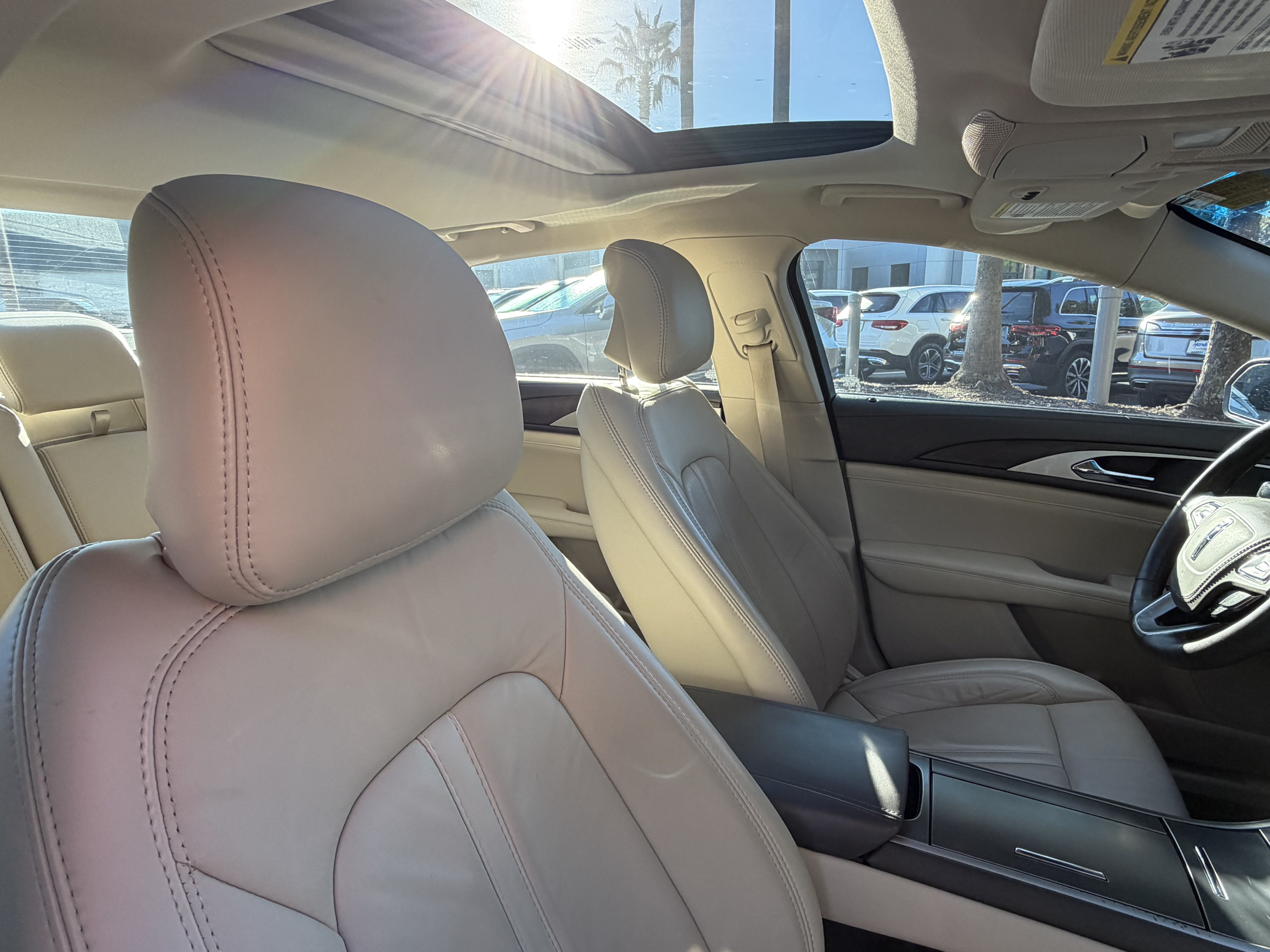 Used 2018 Lincoln MKZ Select w/ Select Plus Package FWD image 44