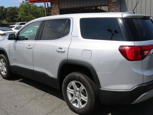 Used 2019 GMC Acadia SLE AWD/4WD image 4