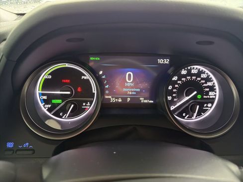 Used 2024 Toyota Camry XSE w/ Navigation Package image 9