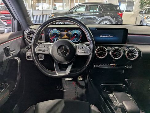 Used 2022 Mercedes-Benz A 220 4MATIC image 23