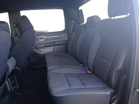 Used 2022 RAM 1500 Big Horn AWD/4WD image 13