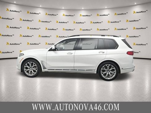Used 2021 BMW X7 xDrive40i w/ Executive Package AWD/4WD image 3