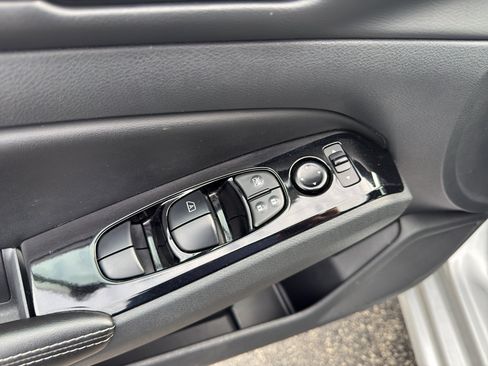 Certified 2023 Nissan Altima 2.5 SV image 12