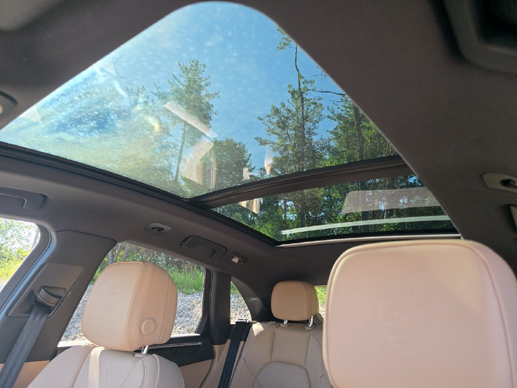 Certified 2026 Porsche Macan AWD/4WD image 23